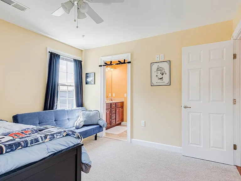 102 Charity Ln — Photo 31
