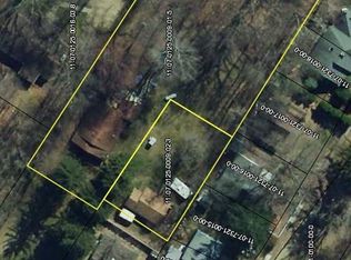 15943 Lakeshore Rd, Union Pier, MI 49129