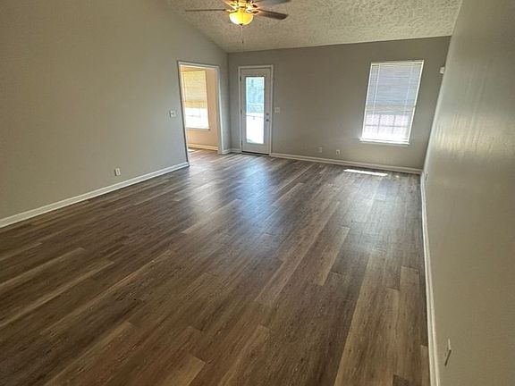 4th image of 2506 Gold Valley Dr
