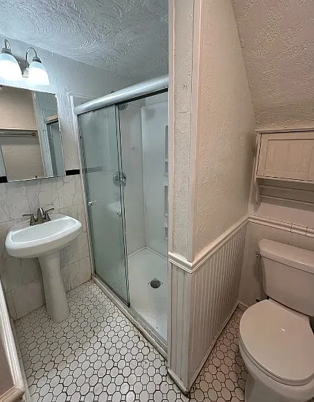 1 bed, 1100 sqft, $1,040 — Photo 4