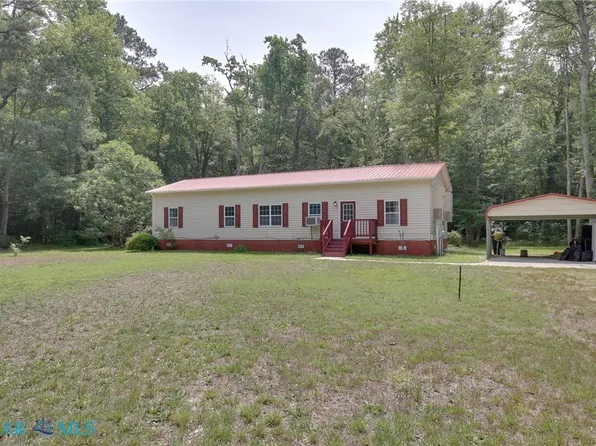 327 Chapel Neck Rd, North, VA 23128