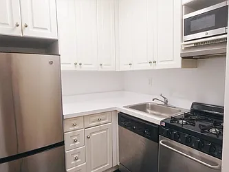 Rented by Urban Real Estate Inc