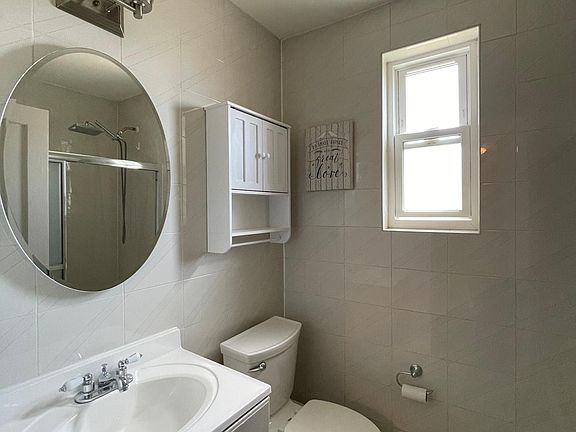 4th image of 261 Langston Ave #10B
