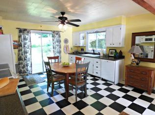 61 Valley St, Williams Bay, WI 53191