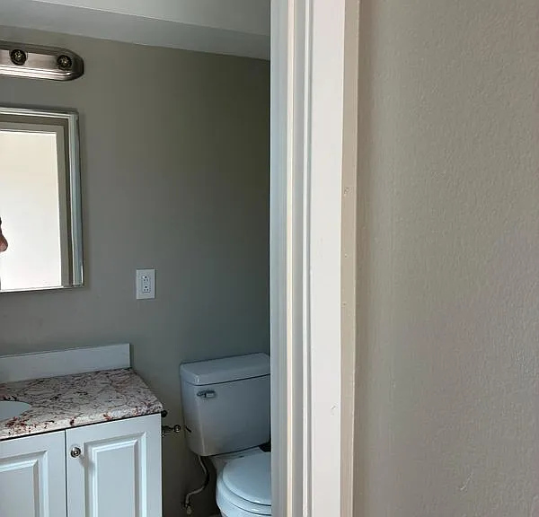 135 Cook St #3 — Photo 2