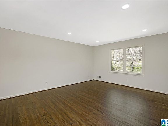 2nd image of 1137 Zellmark Ln