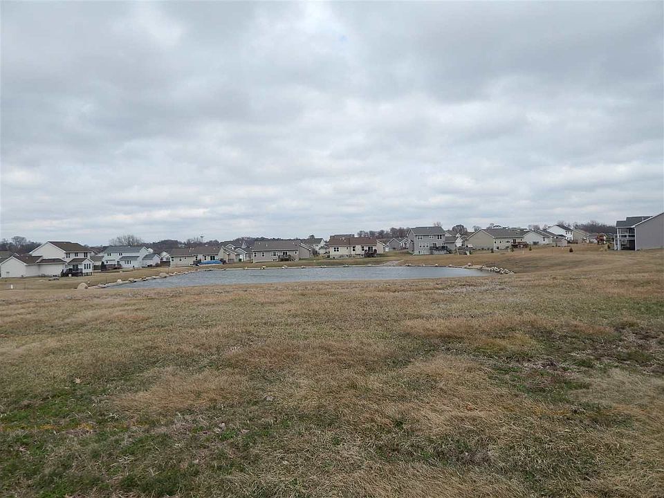 2nd image of 3020 Ridgeview Dr