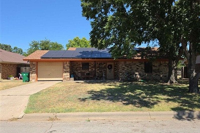 1st image of 1419 Inglewood Dr