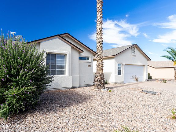 2nd image of 2767 RAVEN Drive