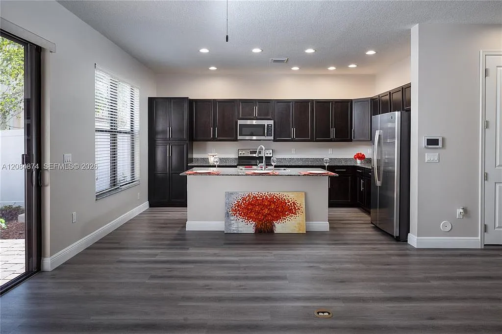 20981 NW 1st Ct — Photo 2