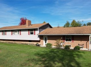 12153 Hilltop Rd SW, Baltic, OH 43804