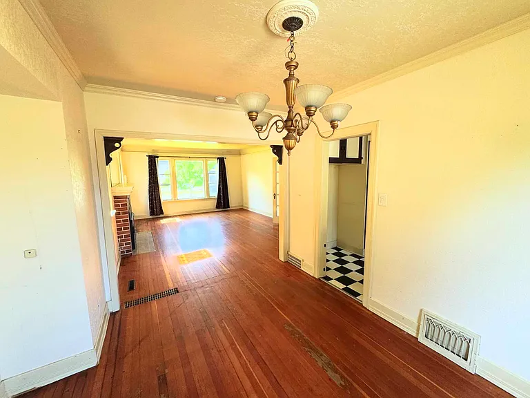 45687 Spadina Ave — Photo 18