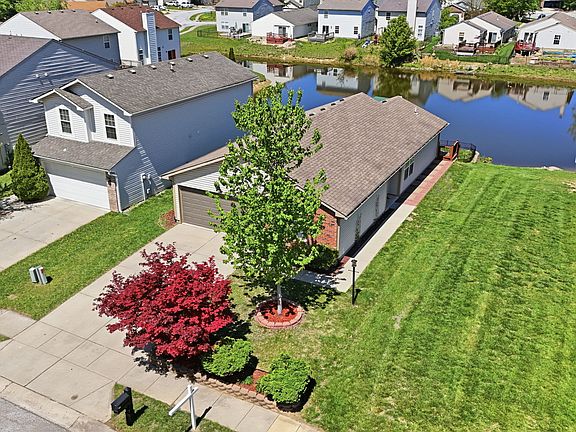 2nd image of 626 Deer Trail Dr