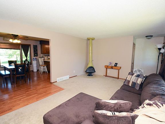5th image of 14437 7th Ave NW