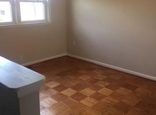 936 Circle Dr, Baltimore, MD 21227