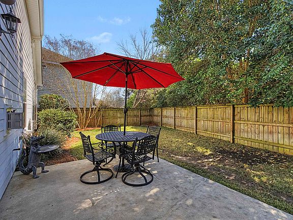 2nd image of 1795 Acorn Ridge Trl