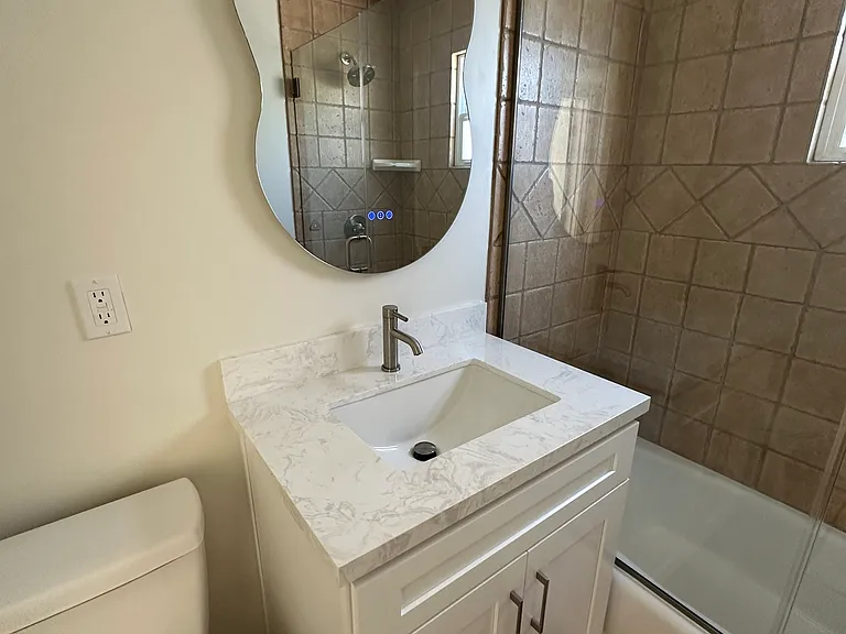 215 Sinclair Ave #215 — Photo 21