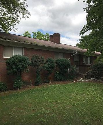 2nd image of 132 Kay Ln