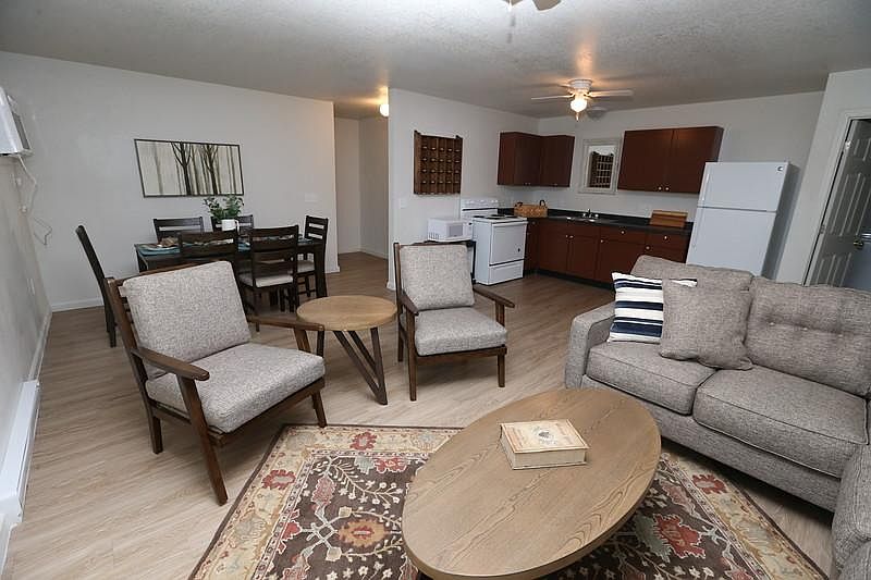 2nd image of 29456 Old Portland Rd APT 118