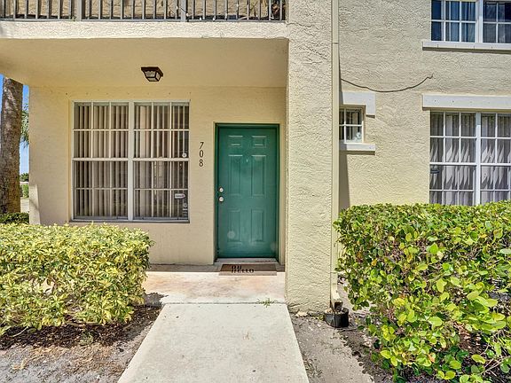 4th image of 708 Belmont Place