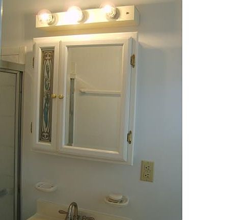 5th image of 2357 Woodmont Dr