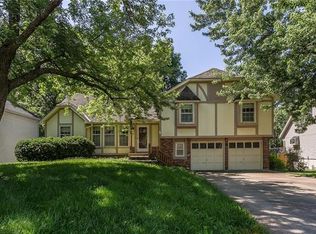 12635 W 105th St, Overland Park, KS 66215