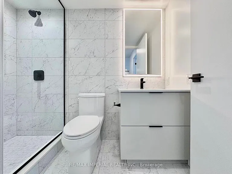 609 Sherbourne St #708 — Photo 3