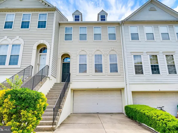 9 Cherry Ct, Lafayette Hill, PA 19444