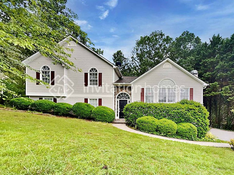 1st image of 303 Pamela Pl