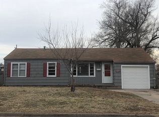 903 W 21st Ave, Hutchinson, KS 67502