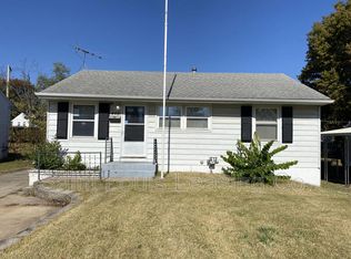 449 Shepley Dr, Saint Louis, MO