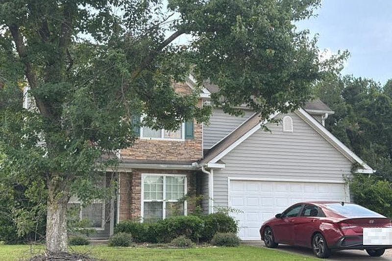 1st image of 260 Ridge Pointe Dr