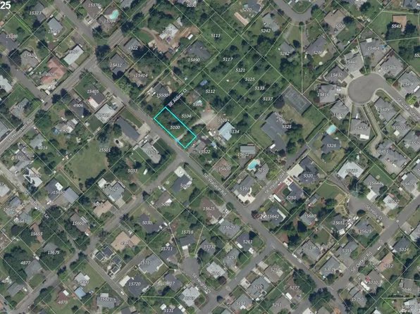 5100 SE Aldona Ct, Portland, OR 97267