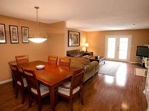 5th image of 1085 Holly Dr