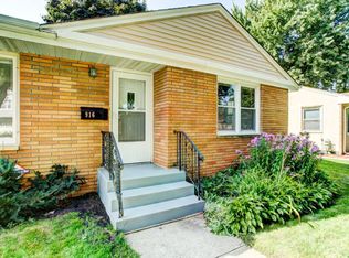 916 Clear Ave, Saint Paul, MN 55106