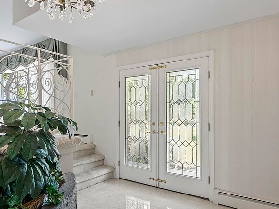 4th image of 39 Glenridge Road