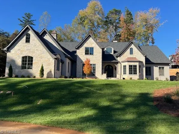 4310 Highland Lake Dr, Winston Salem, NC 27106