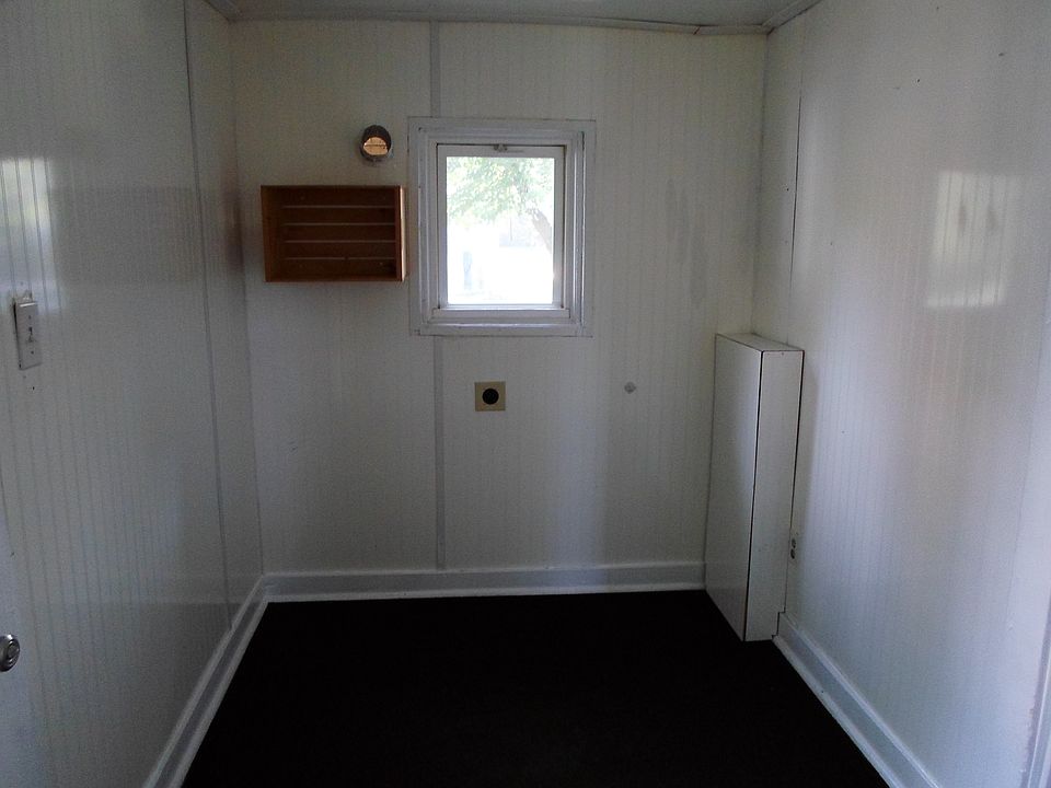 Laundry/Mudroom