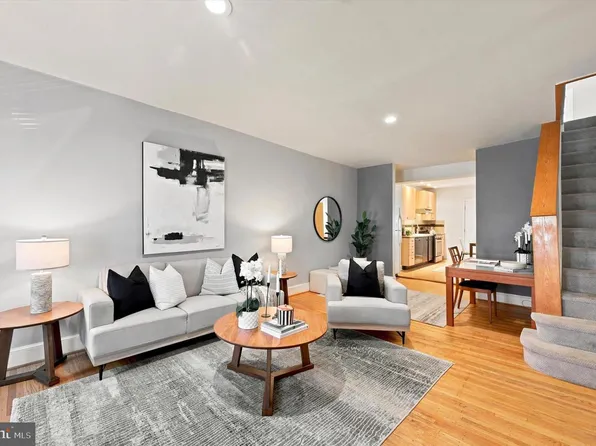 318 Durfor St, Philadelphia, PA 19148