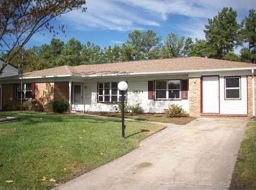 1st image of 3924 Brentwood Cres