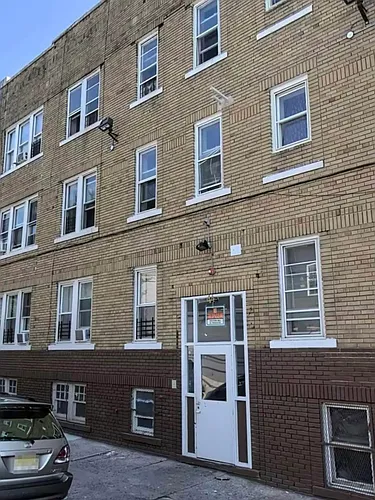 34 12th Ave Photo 1