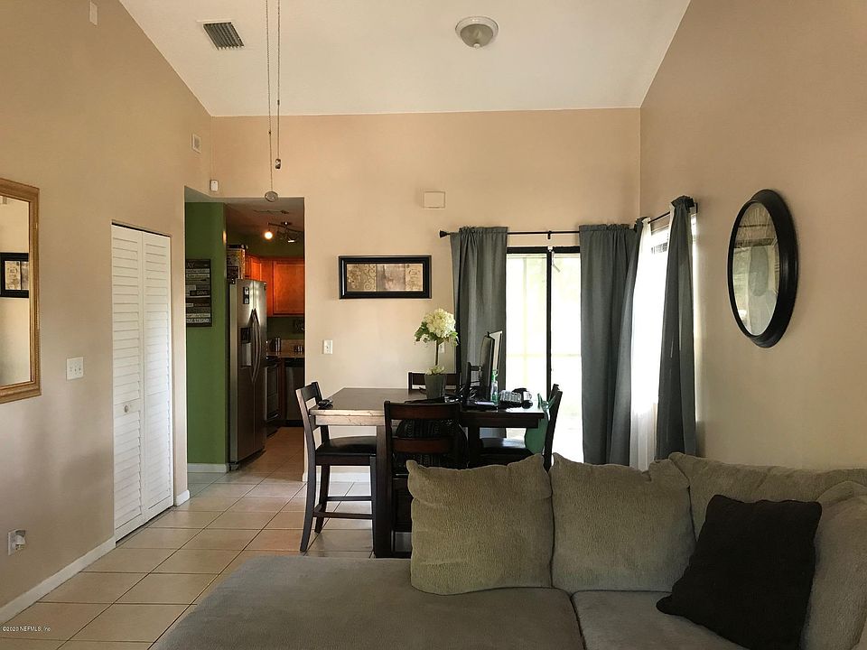 1st image of 8433 Long Meadow Cir N