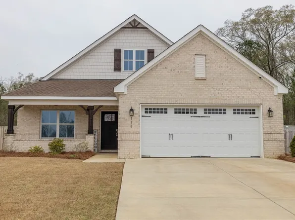 198 Quail Run Ave, Smiths Station, AL 36877