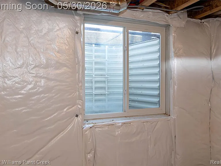 375 Amelia Cir — Photo 56