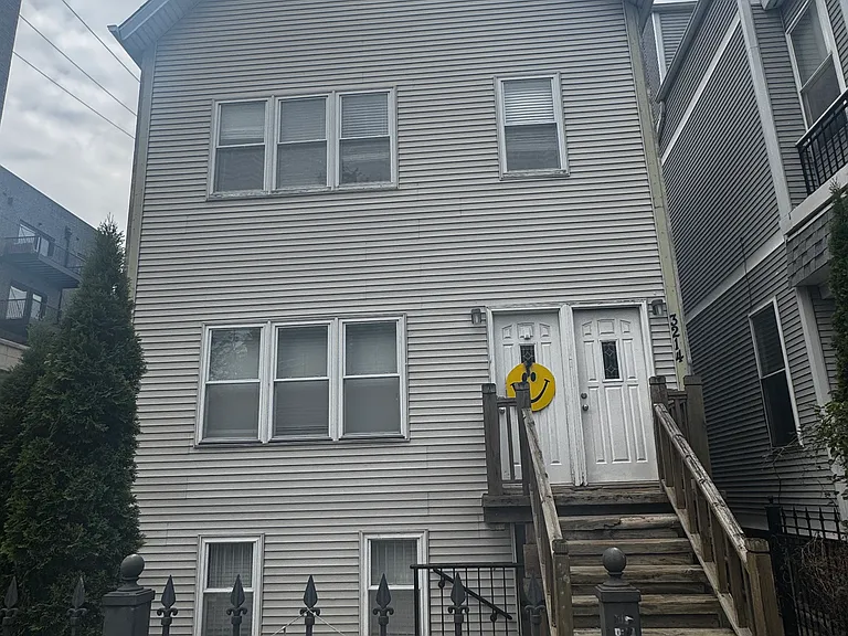 3214 N Racine Ave #2F — Photo 1
