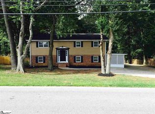 3418 Grandview Dr, Simpsonville, SC 29680