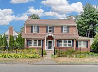 187 Garden St, Farmington, CT 06032