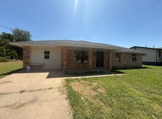 660 Hardeman, Italy, TX 76651