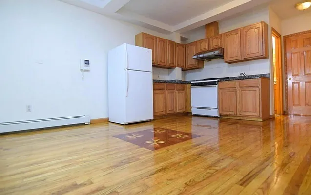 Rented by Evergreen Realty & Investments | media 5