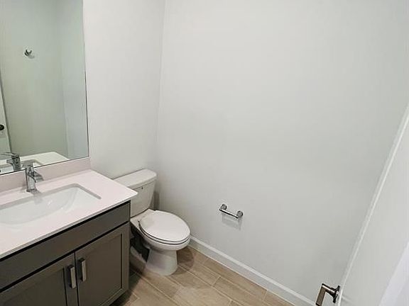 4th image of 3170 Streng Ln
